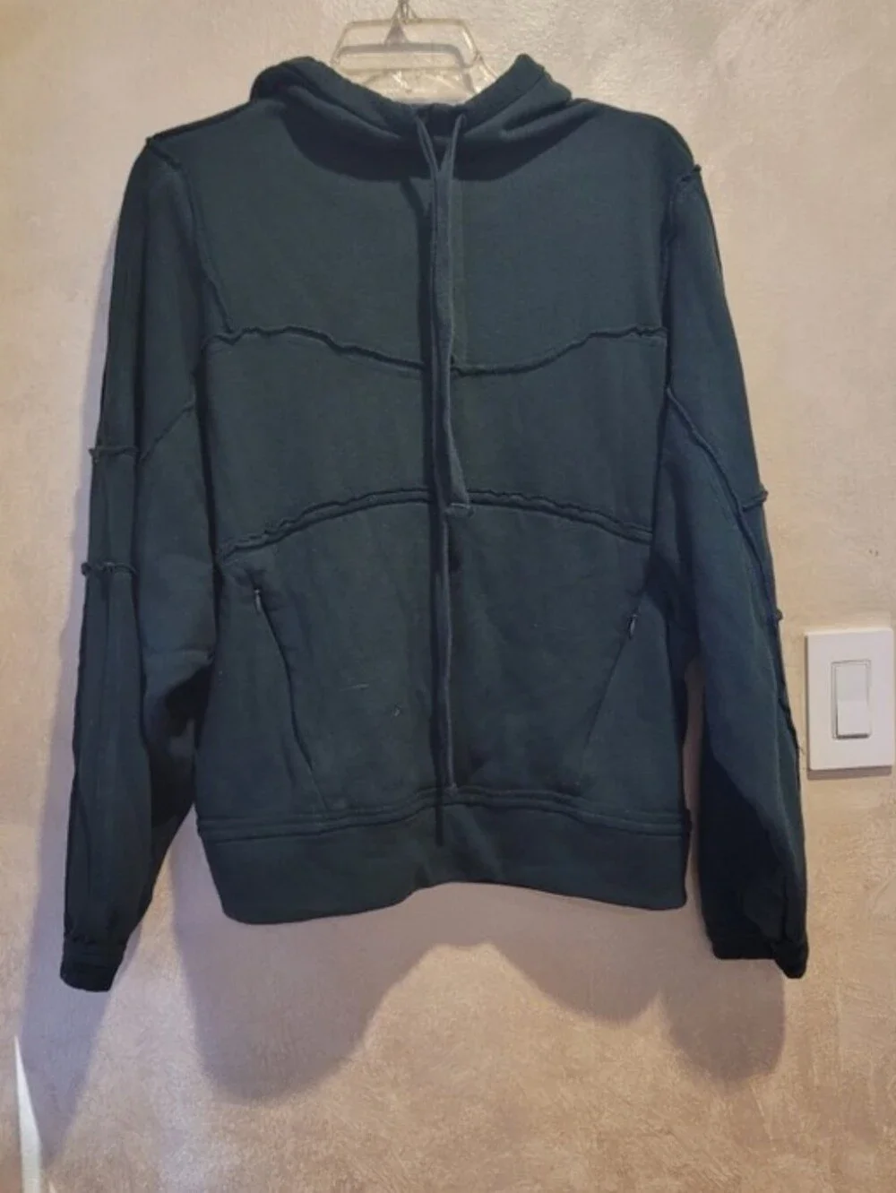 ALO Yoga size medium
